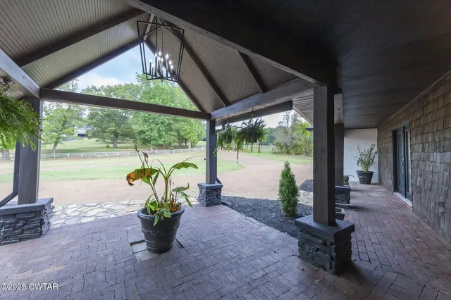 3140 Beech Bluff Road, Jackson, TN 38301