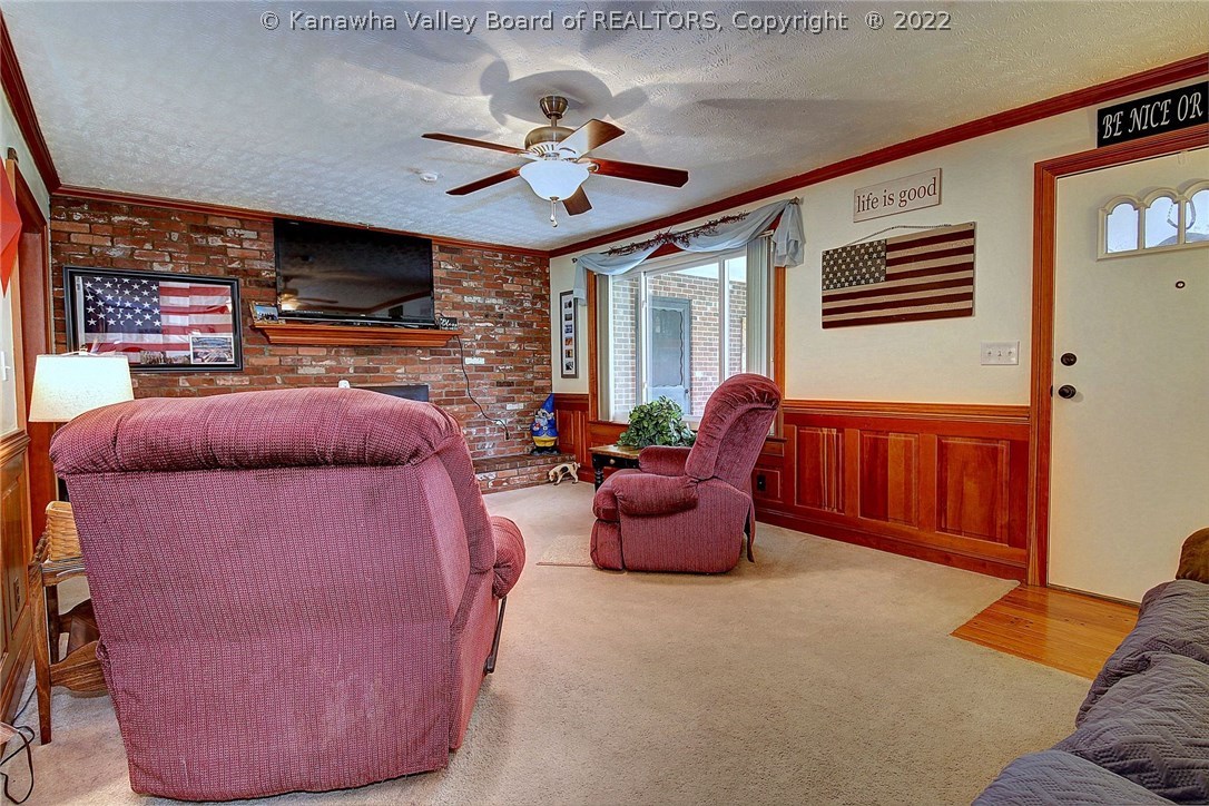 1141 Rocky Step Road Scott Depot, WV 25560 - Photo 5 of 43 Gallery Image 5