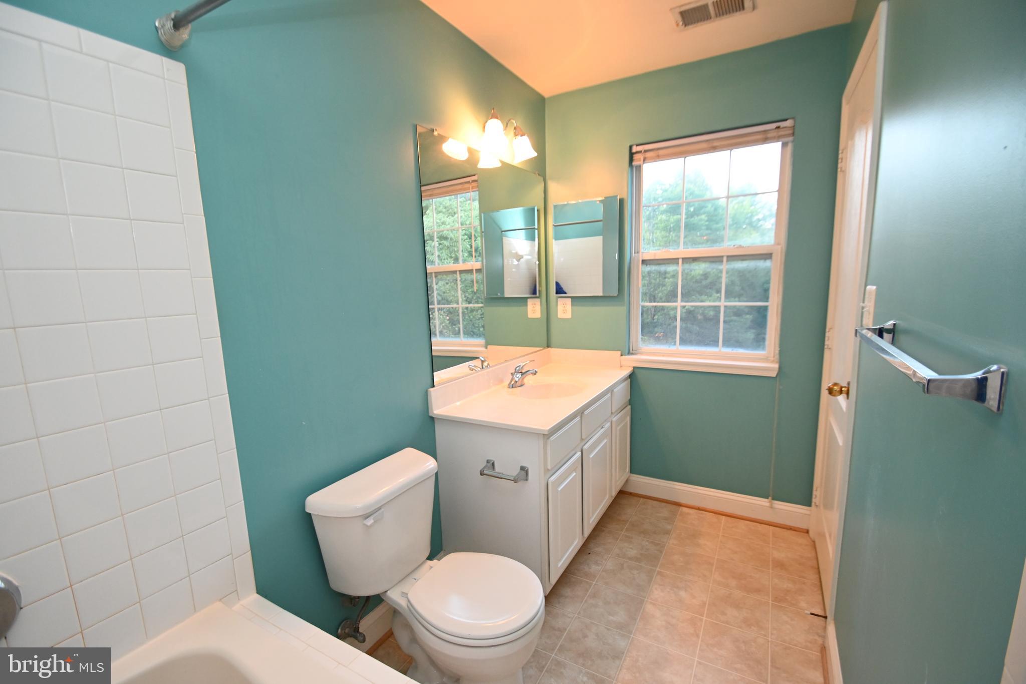 2133 Clark Place Silver Spring, MD 20910 - Photo 14 of 19 NICE LIGHT FROM WINDOW INTO MASTER BATH