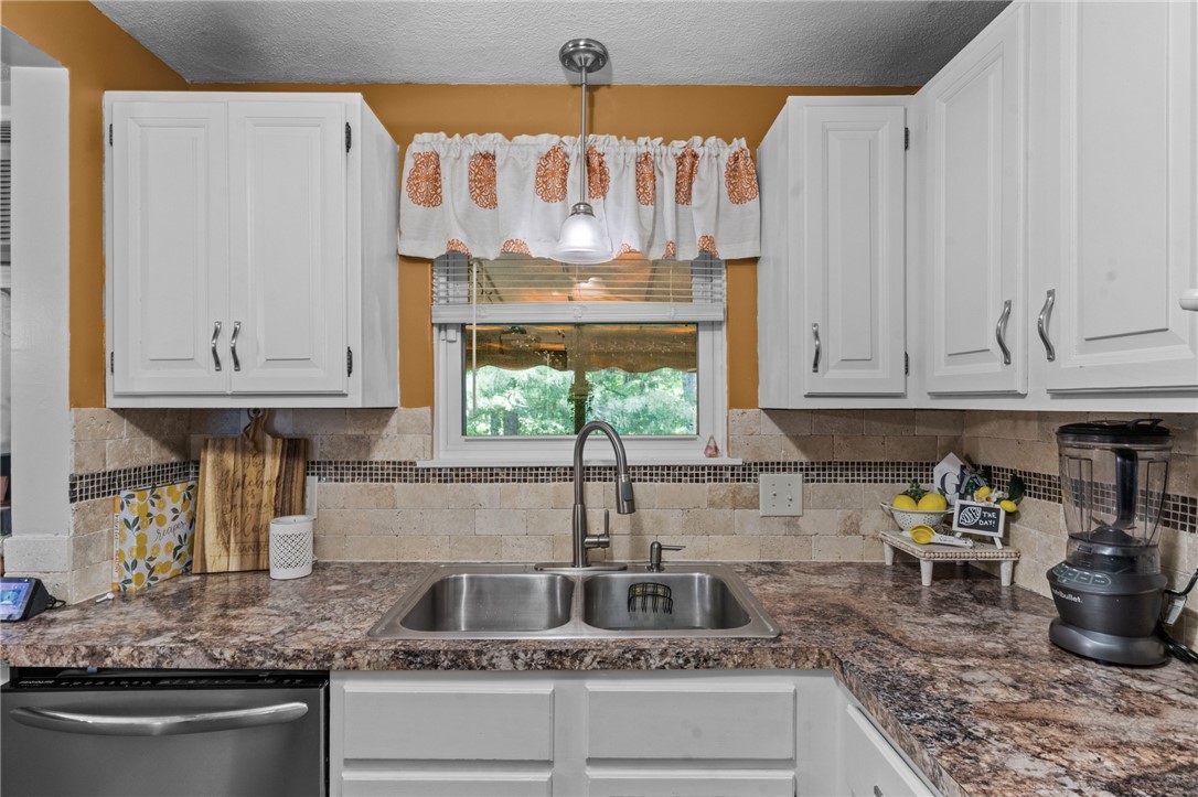 47 Pheasant Run, Unit A Smithfield, RI 02917 - Photo 16 of 33