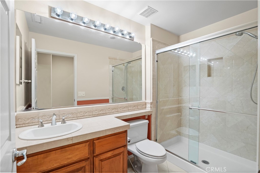 20600 Vercelli Way Porter Ranch, CA 91326 - Photo 17 of 51