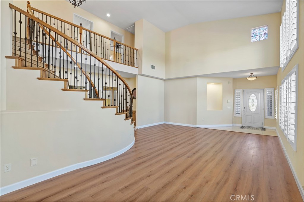 20600 Vercelli Way Porter Ranch, CA 91326 - Photo 6 of 51