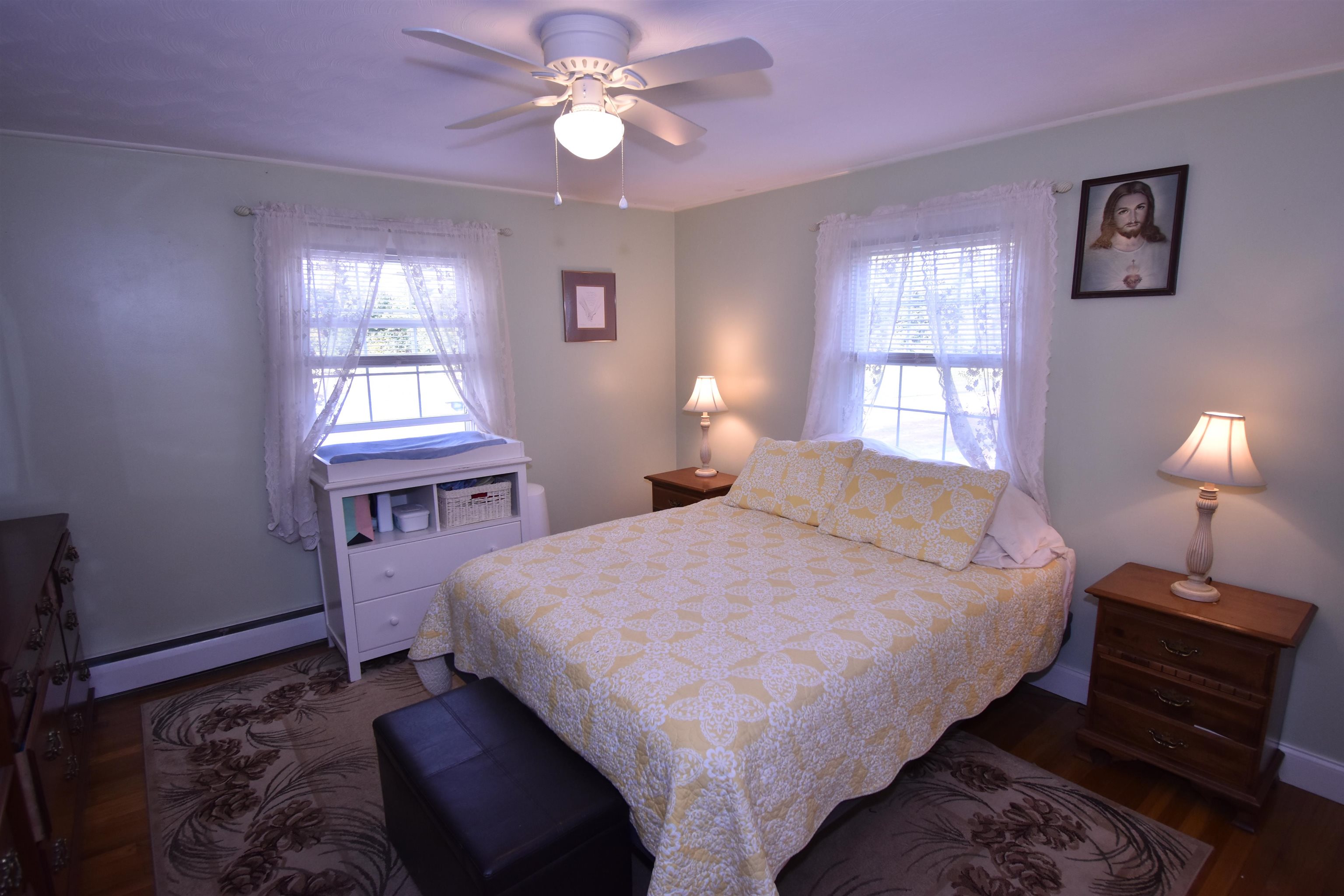 114 Raymond Road Auburn, NH 03032 - Photo 13 of 40 Gallery Image 13