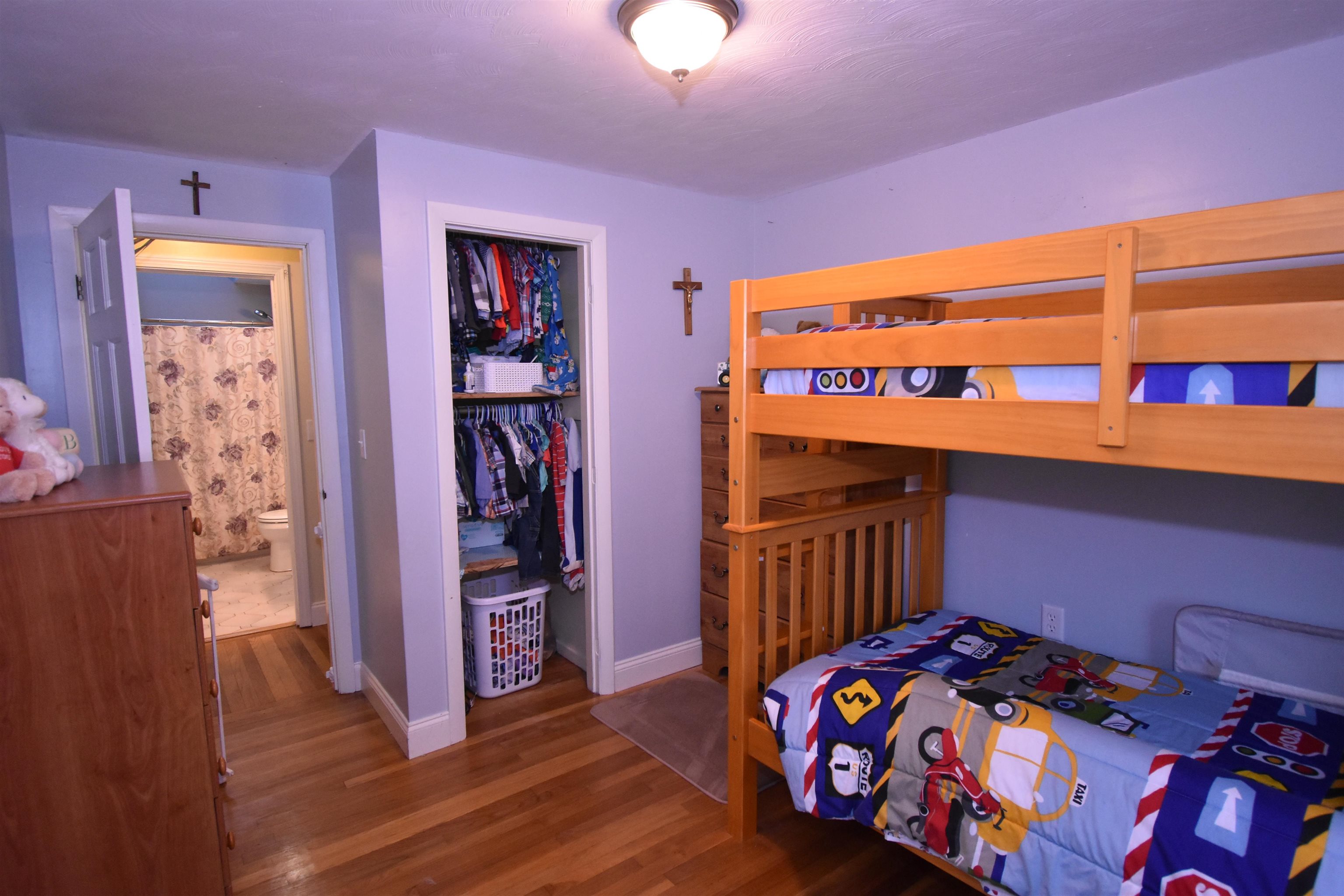 114 Raymond Road Auburn, NH 03032 - Photo 17 of 40 Gallery Image 17