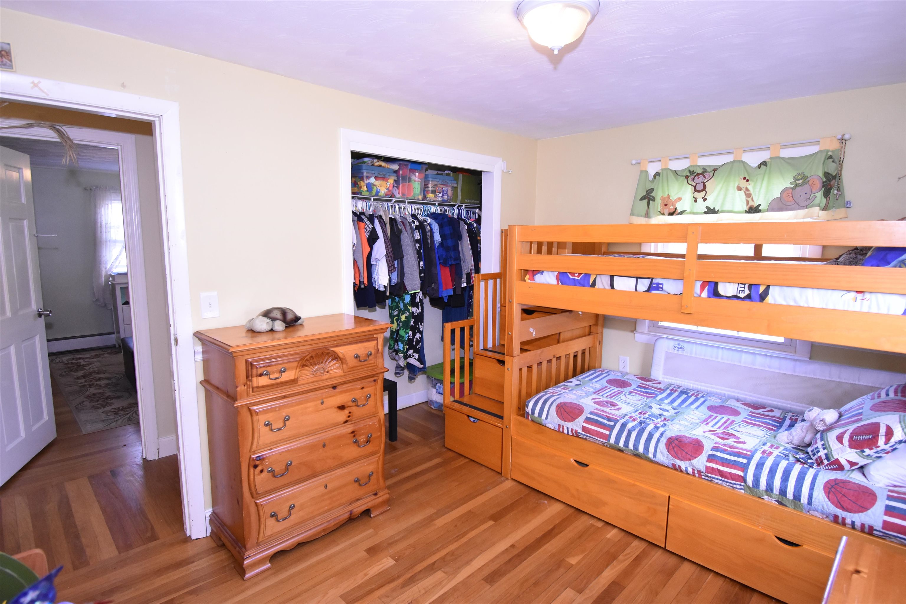 114 Raymond Road Auburn, NH 03032 - Photo 21 of 40 Gallery Image 21