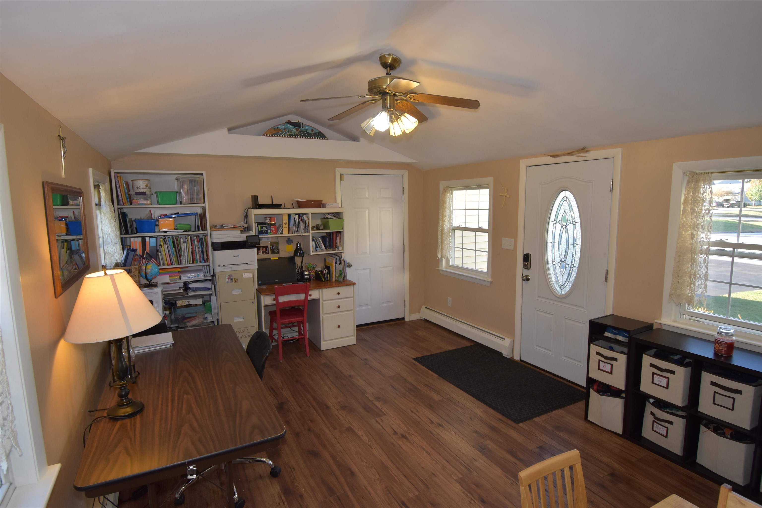 114 Raymond Road Auburn, NH 03032 - Photo 4 of 40 Gallery Image 4