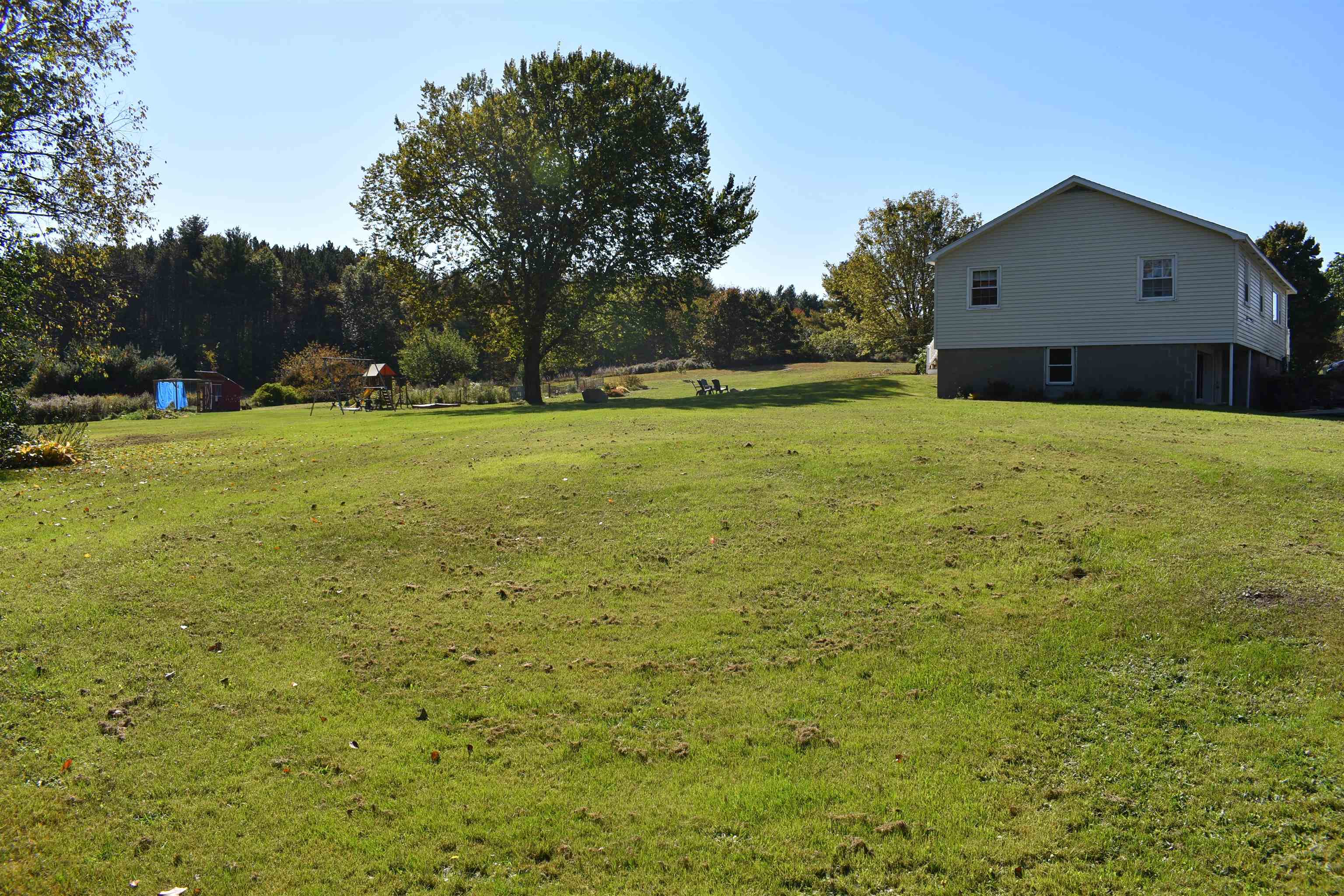 114 Raymond Road Auburn, NH 03032 - Photo 33 of 40 Gallery Image 33