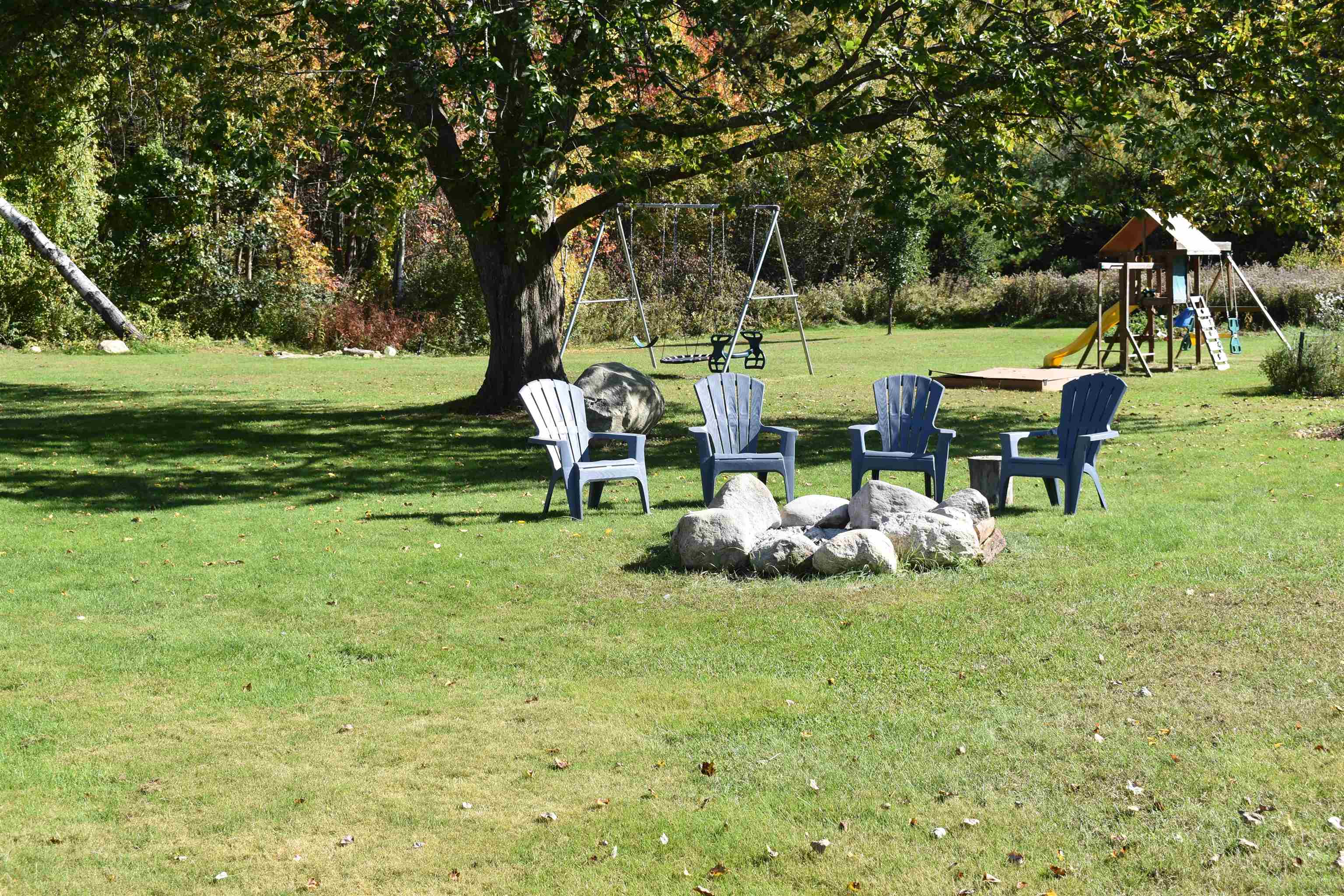 114 Raymond Road Auburn, NH 03032 - Photo 36 of 40 Gallery Image 36