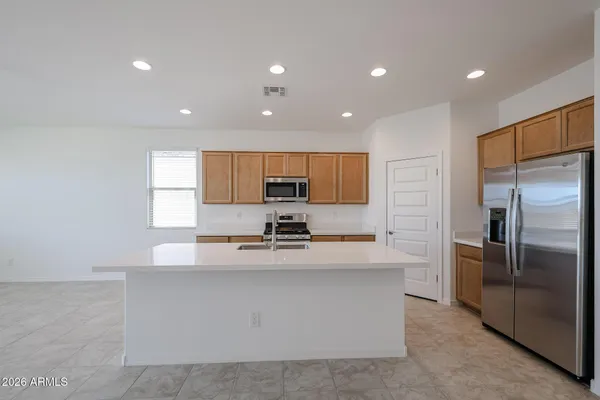 $2,100 | 26125 North 170th Avenue, Surprise, AZ 85387