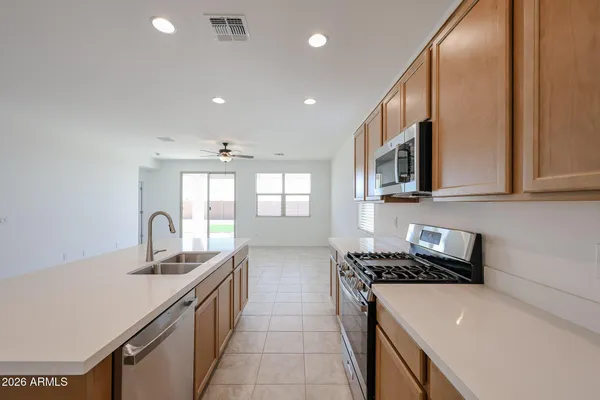 $2,100 | 26125 North 170th Avenue, Surprise, AZ 85387