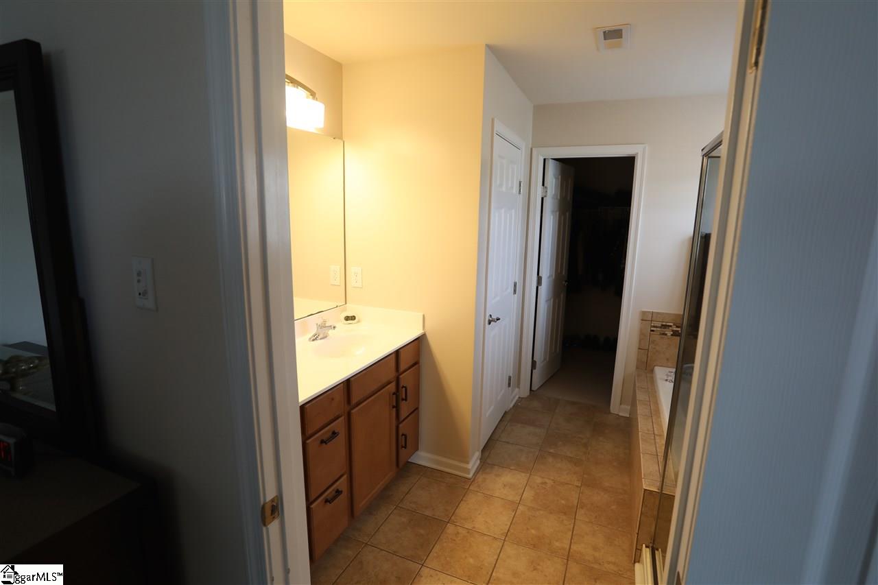 24 Blue Slate Court Greenville, SC 29607 - Photo 29 of 33 Gallery Image 29