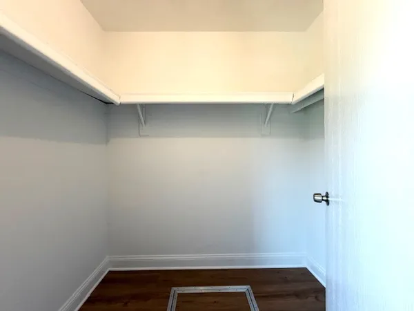 $429,000 | 346 Danbury Drive, Naperville, IL 60565