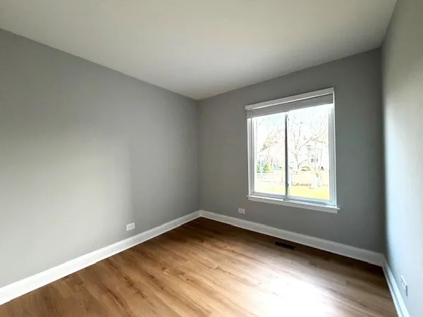 $429,000 | 346 Danbury Drive, Naperville, IL 60565