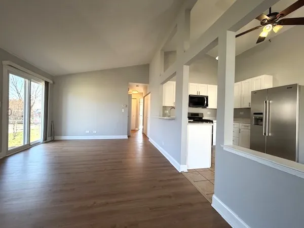 $429,000 | 346 Danbury Drive, Naperville, IL 60565