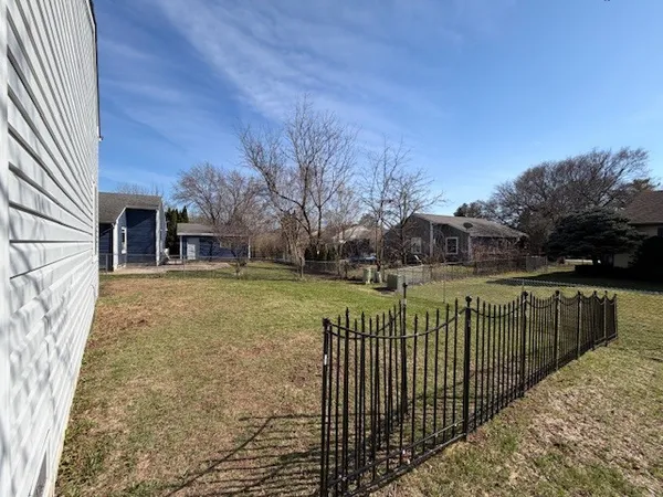 $429,000 | 346 Danbury Drive, Naperville, IL 60565