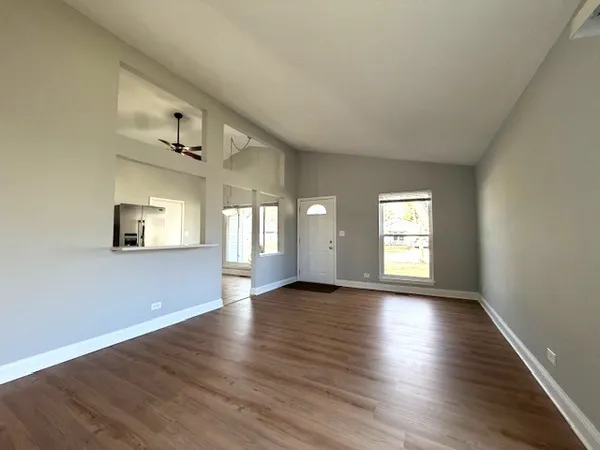 $429,000 | 346 Danbury Drive, Naperville, IL 60565