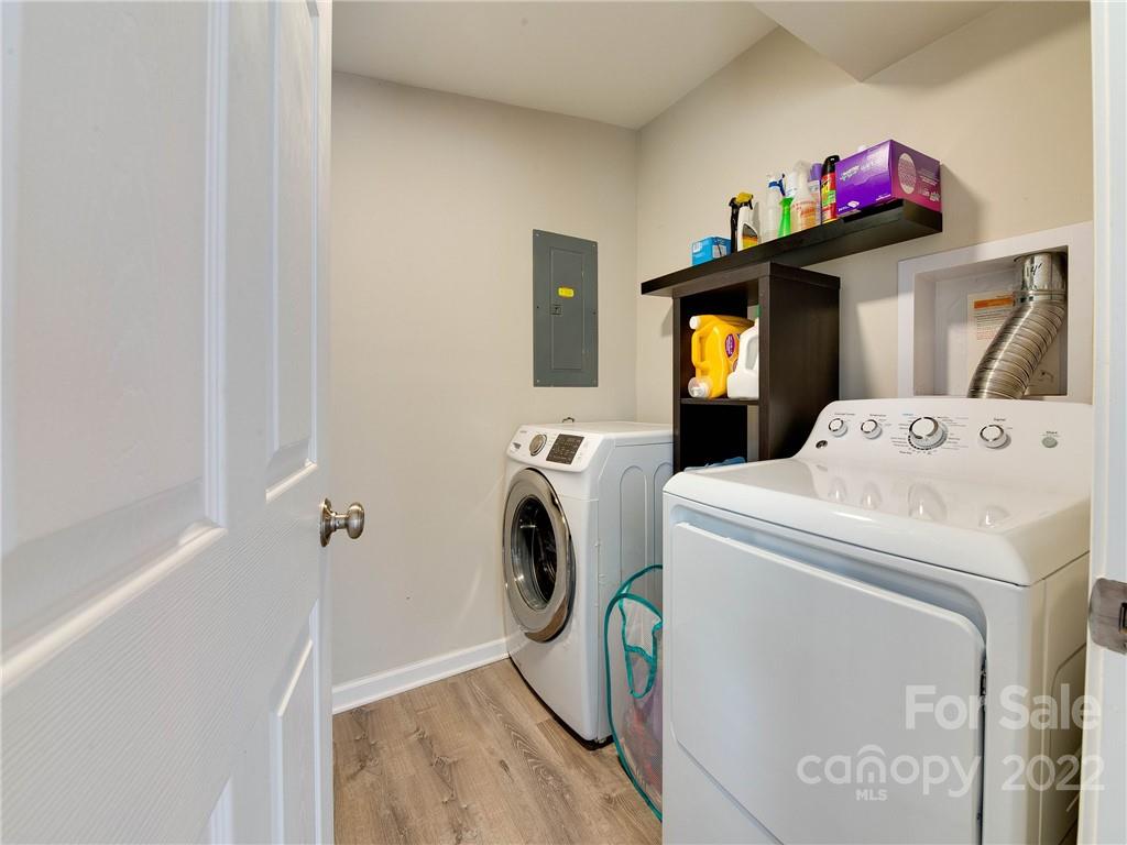 4216 Woodleaf Road Charlotte, NC 28205 - Photo 21 of 28 Gallery Image 21