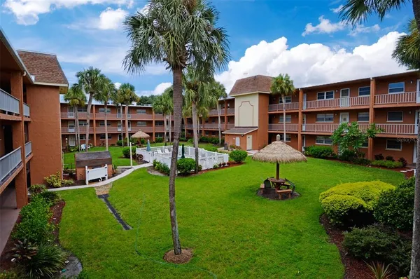 $1,850 | 12760 Indian Rocks Road, Unit 553, Largo, FL 33774