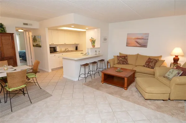 $1,850 | 12760 Indian Rocks Road, Unit 553, Largo, FL 33774