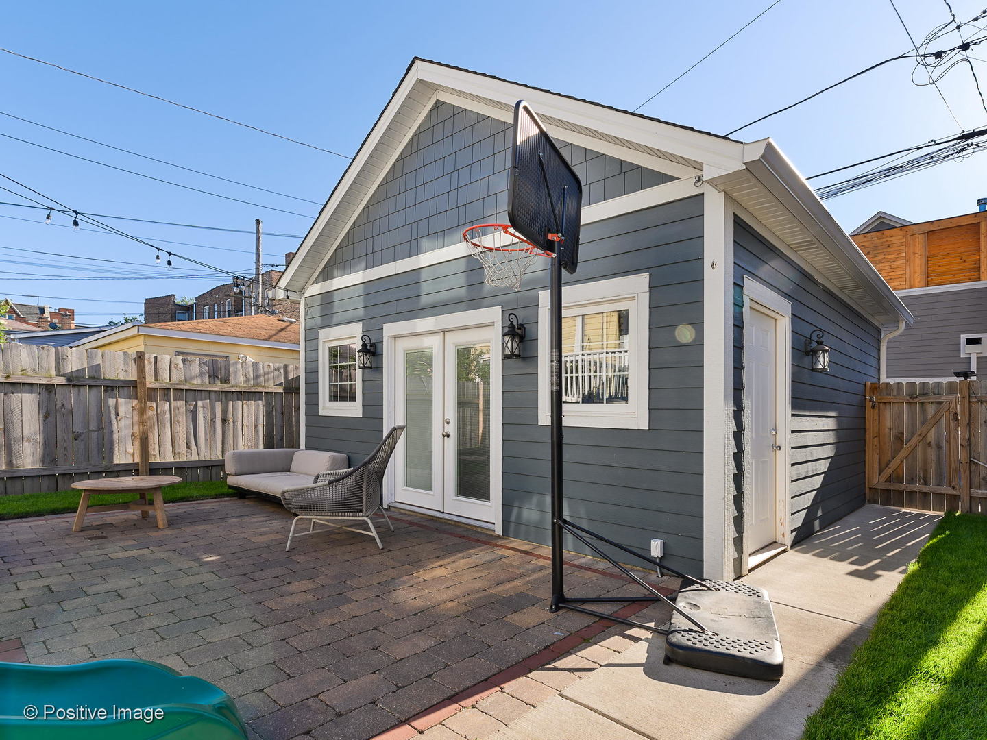 3622 North Artesian Avenue Chicago, IL 60618 - Photo 27 of 31