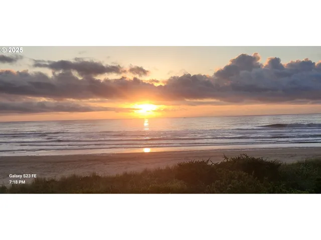 a view of sky from window