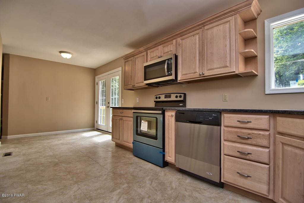 134 Egypt Road Tafton, PA 18464 - Photo 41 of 69 Kitchen View 3