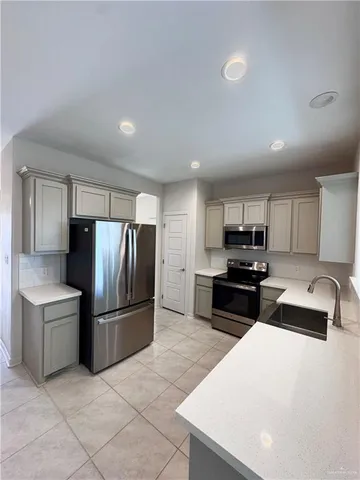 $1,750 | 907 South Tecate Drive, Mission, TX 78572