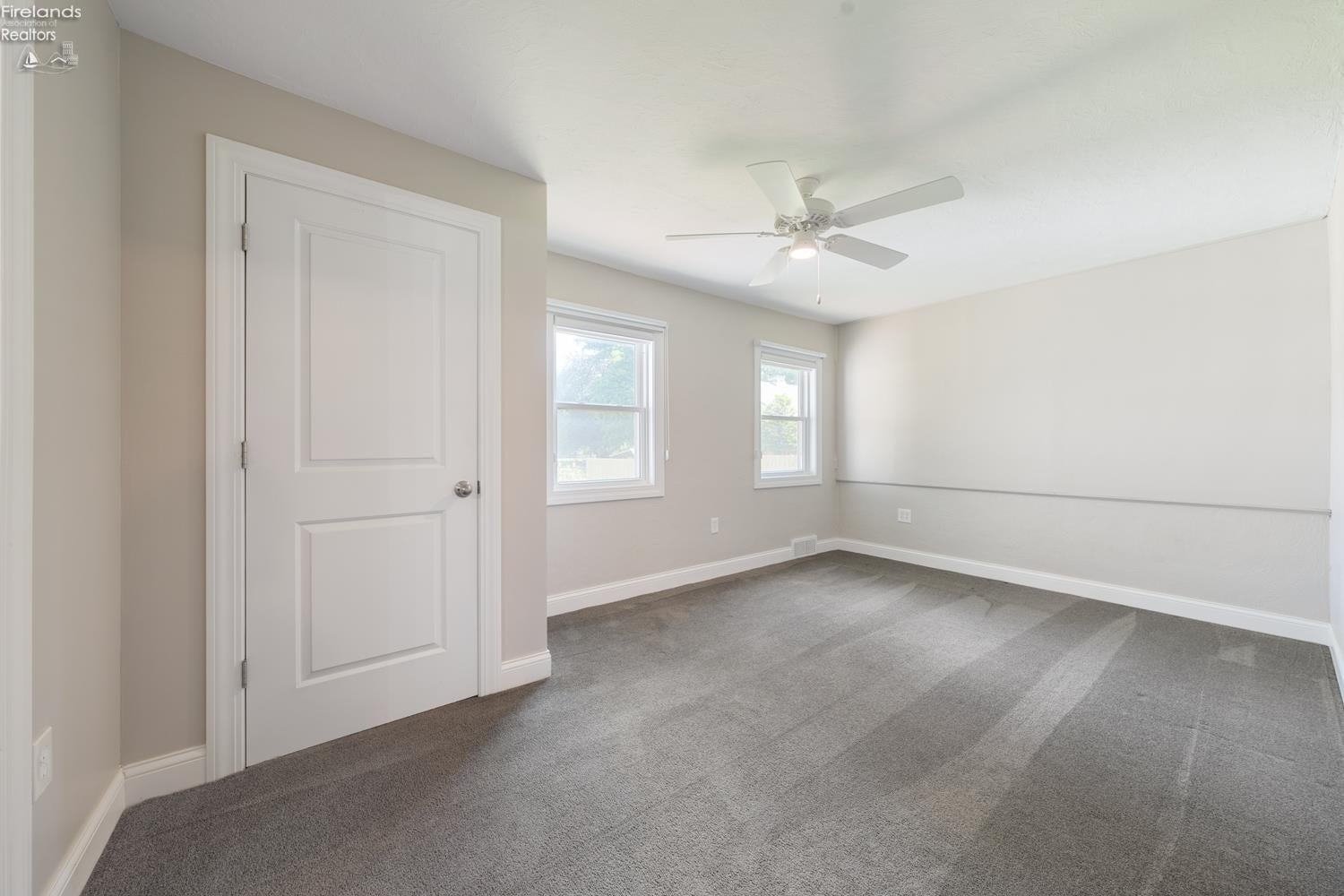 1092 Farnsworth Road Waterville, OH 43566 - Photo 24 of 37 Gallery Image 24