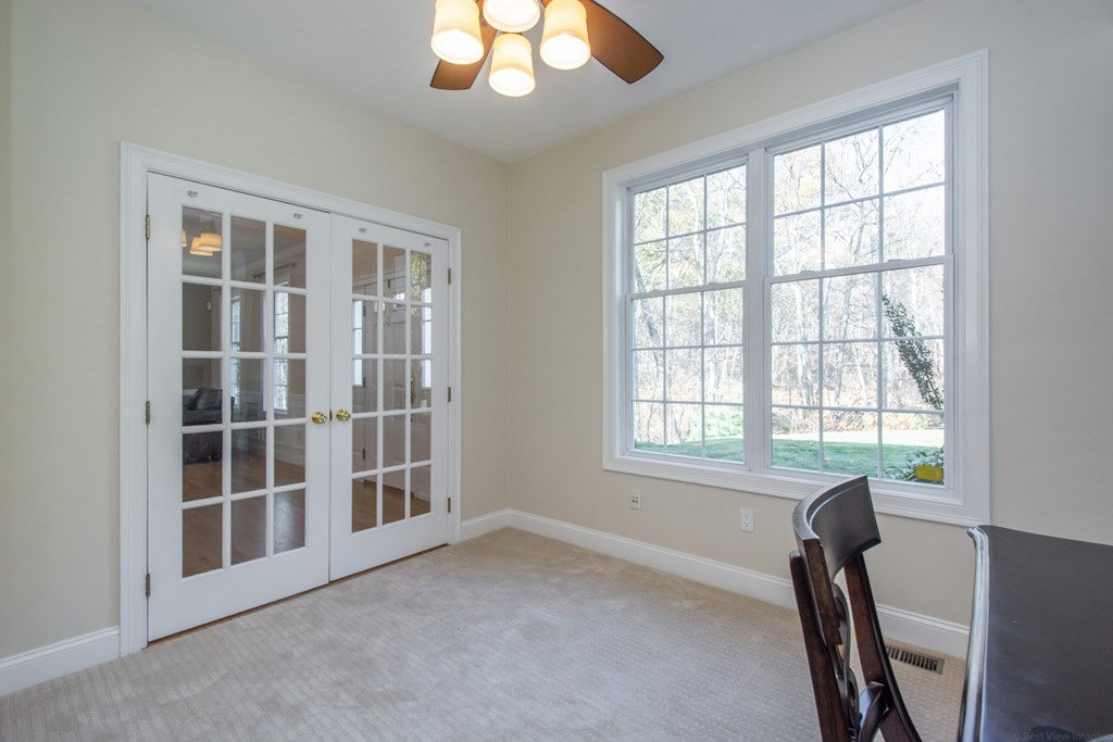 60 Gilmore Road Southborough, MA 01772 - Photo 5 of 42 Gallery Image 5