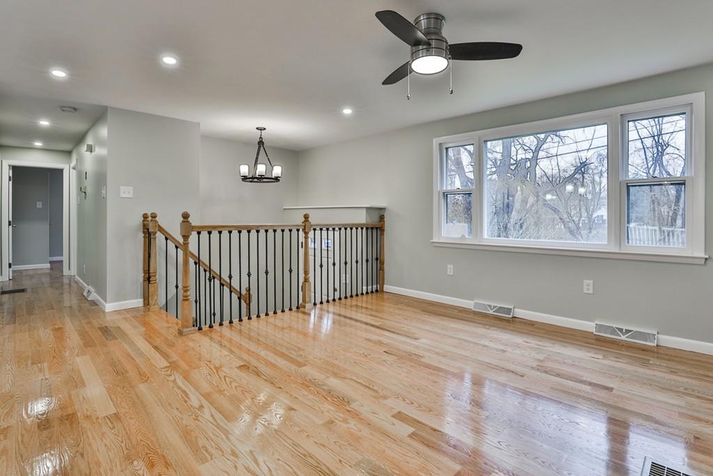 156 Bay State Road Methuen, MA 01844 - Photo 5 of 38 Gallery Image 5