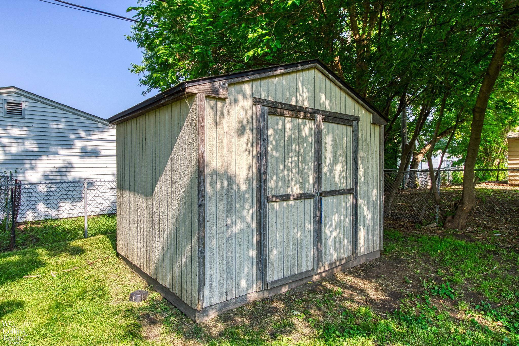 23149 Rausch Avenue Eastpointe, MI 48021 - Photo 48 of 48