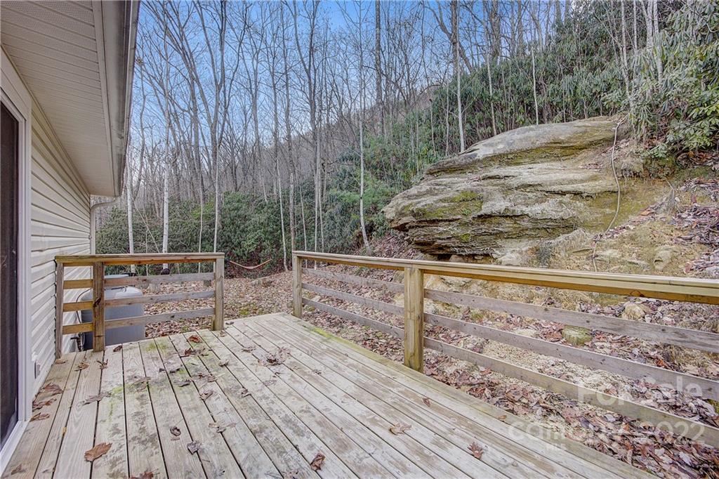 75 Bear Rock Loop Road Hendersonville, NC 28739 - Photo 26 of 30 Gallery Image 26