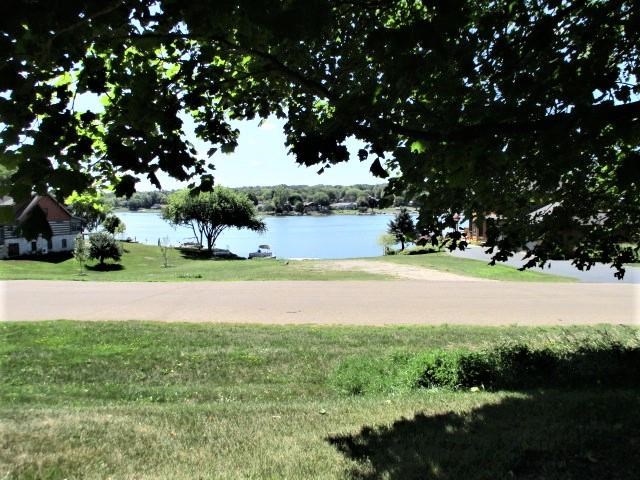 954 Winborne Road Lake Summerset, IL 61019 - Photo 3 of 26 a view of yard with green space