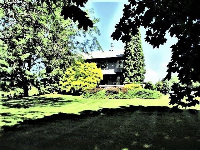 954 Winborne Road Lake Summerset, IL 61019 - Photo 5 of 26 a view of a garden with a tree
