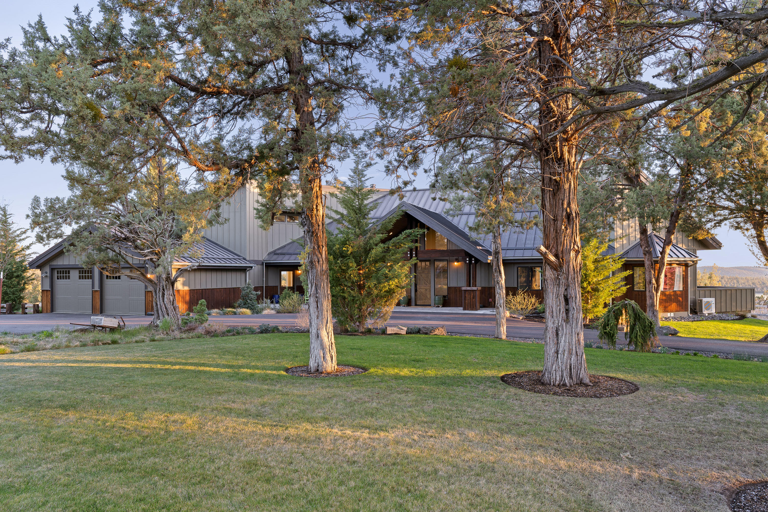 66279 Gerking Market Road Bend, OR 97703 - Photo 8 of 81 08