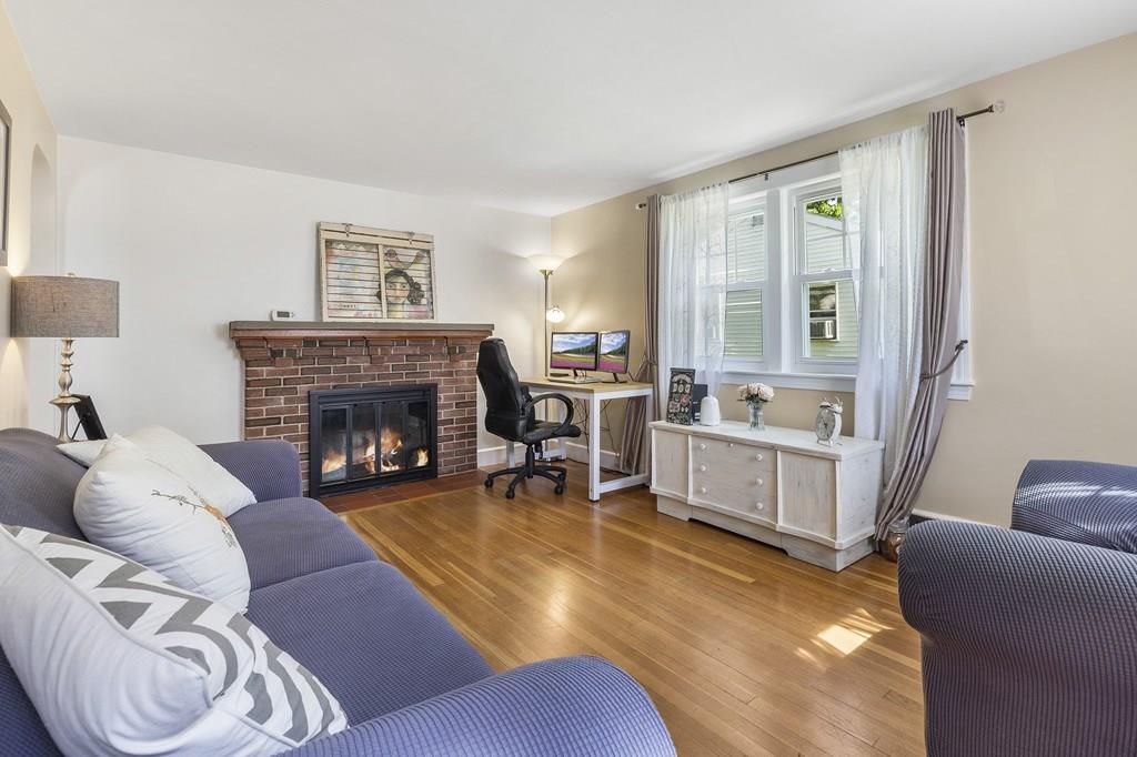 43 Birch Road Framingham, MA 01701 - Photo 6 of 40 Gallery Image 6
