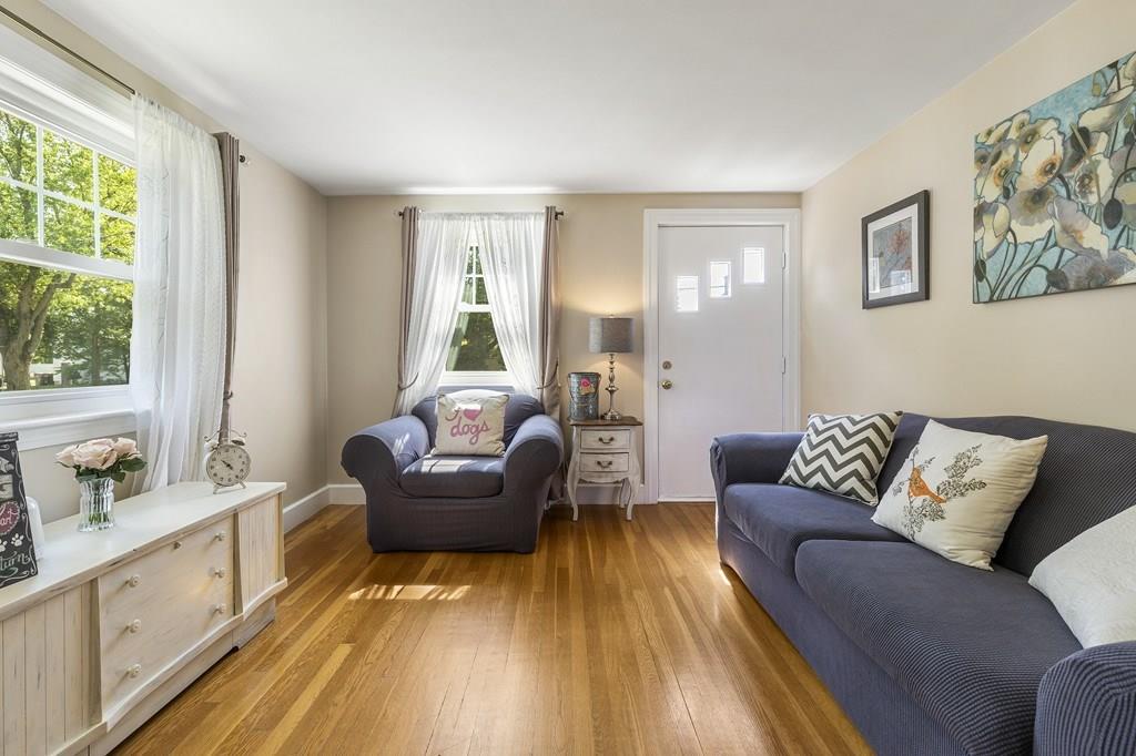 43 Birch Road Framingham, MA 01701 - Photo 8 of 40 Gallery Image 8