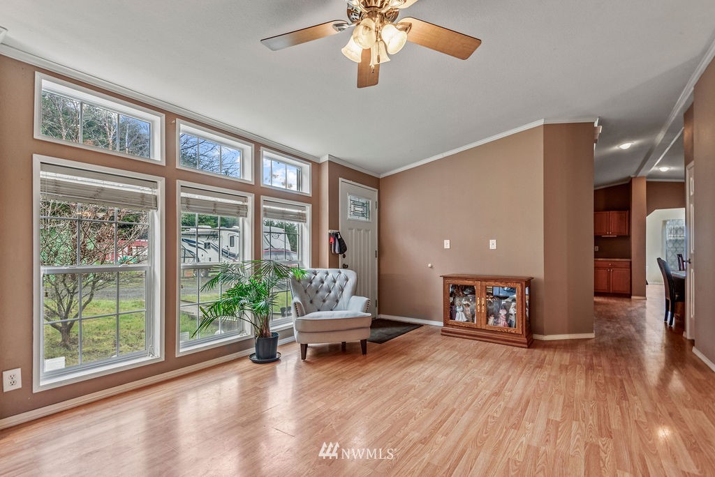 340 Painter Roth Road Kelso, WA 98626 - Photo 3 of 38 Gallery Image 3