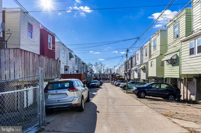 a car parked in front of a building