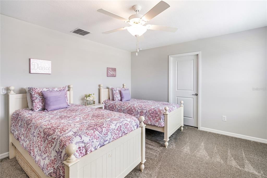 9095 Rally Spring Loop Wesley Chapel, FL 33545 - Photo 19 of 28