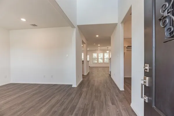 $3,000 | 6016 Heritage Creek Lane, Conroe, TX 77304