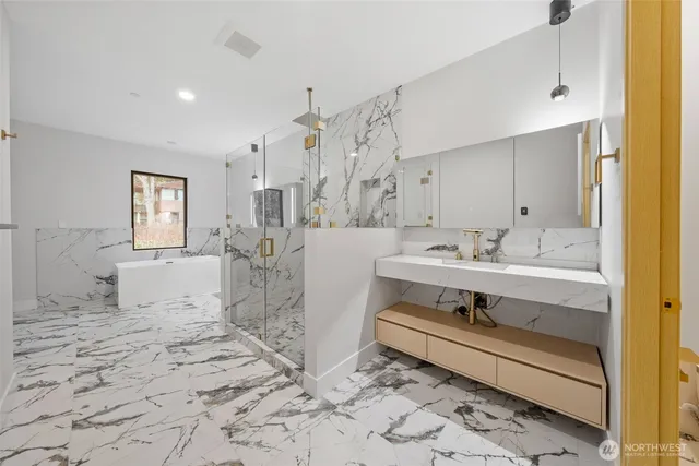 $2,495,000 | 7903 240th Street Southwest, Edmonds, WA 98026