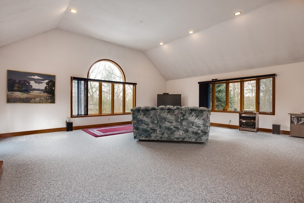117 Chestnut Street Upton, MA 01568 - Photo 16 of 30 Gallery Image 16