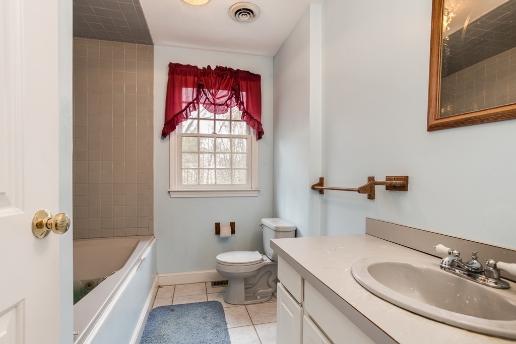 117 Chestnut Street Upton, MA 01568 - Photo 26 of 30 Gallery Image 26
