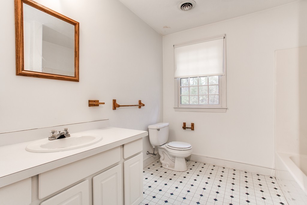 117 Chestnut Street Upton, MA 01568 - Photo 30 of 30 Gallery Image 30