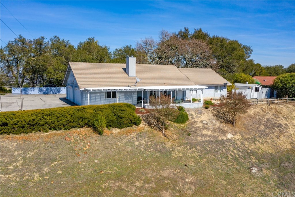 13405 Santa Ana Road Atascadero, CA 93422 - Photo 1 of 1 Single level beauty on ~4.4 acre parcel in northwest Atascadero.