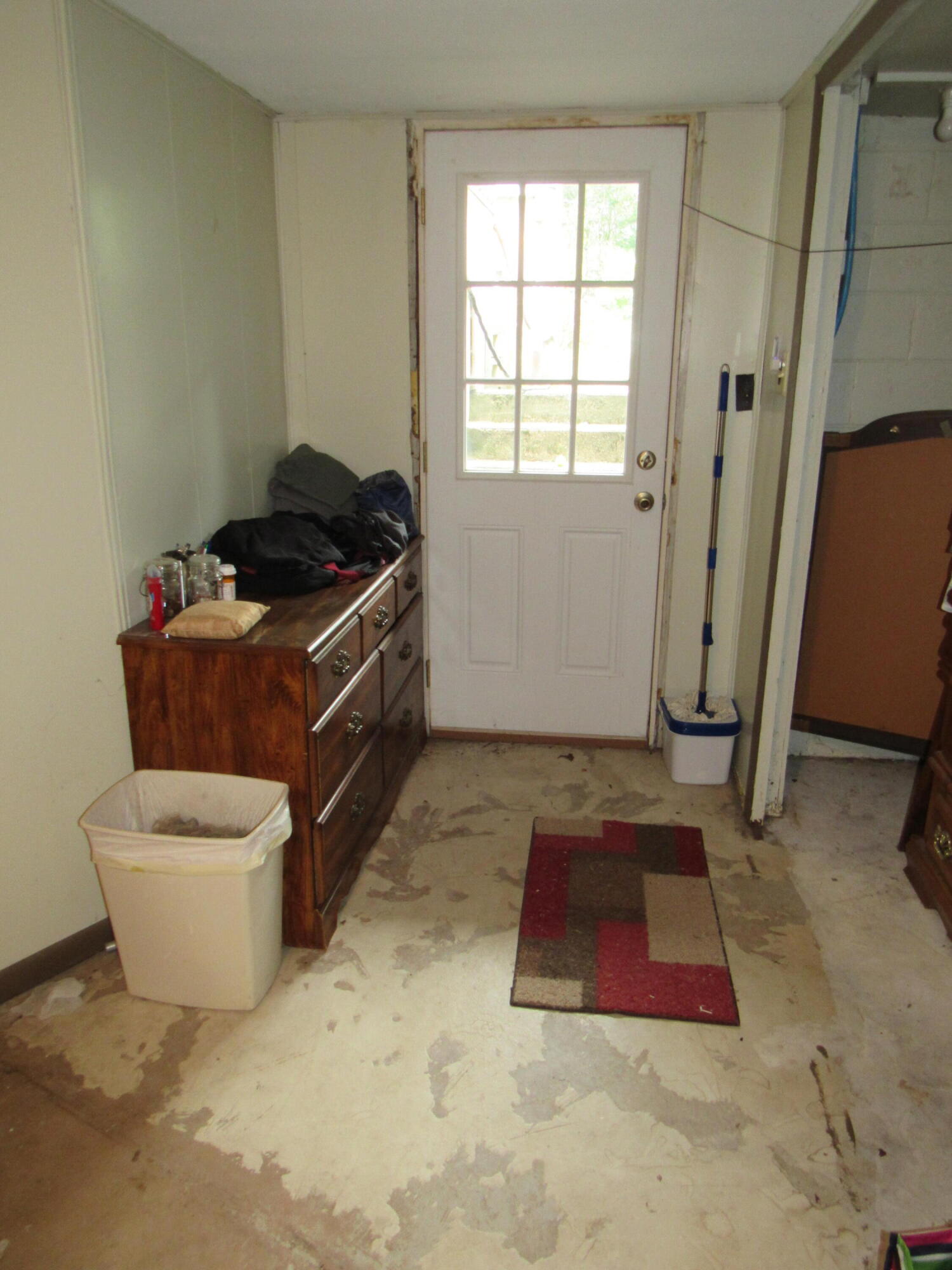 1575 Vesta Road Muskegon, MI 49445 - Photo 27 of 29 Lower Level Entrance