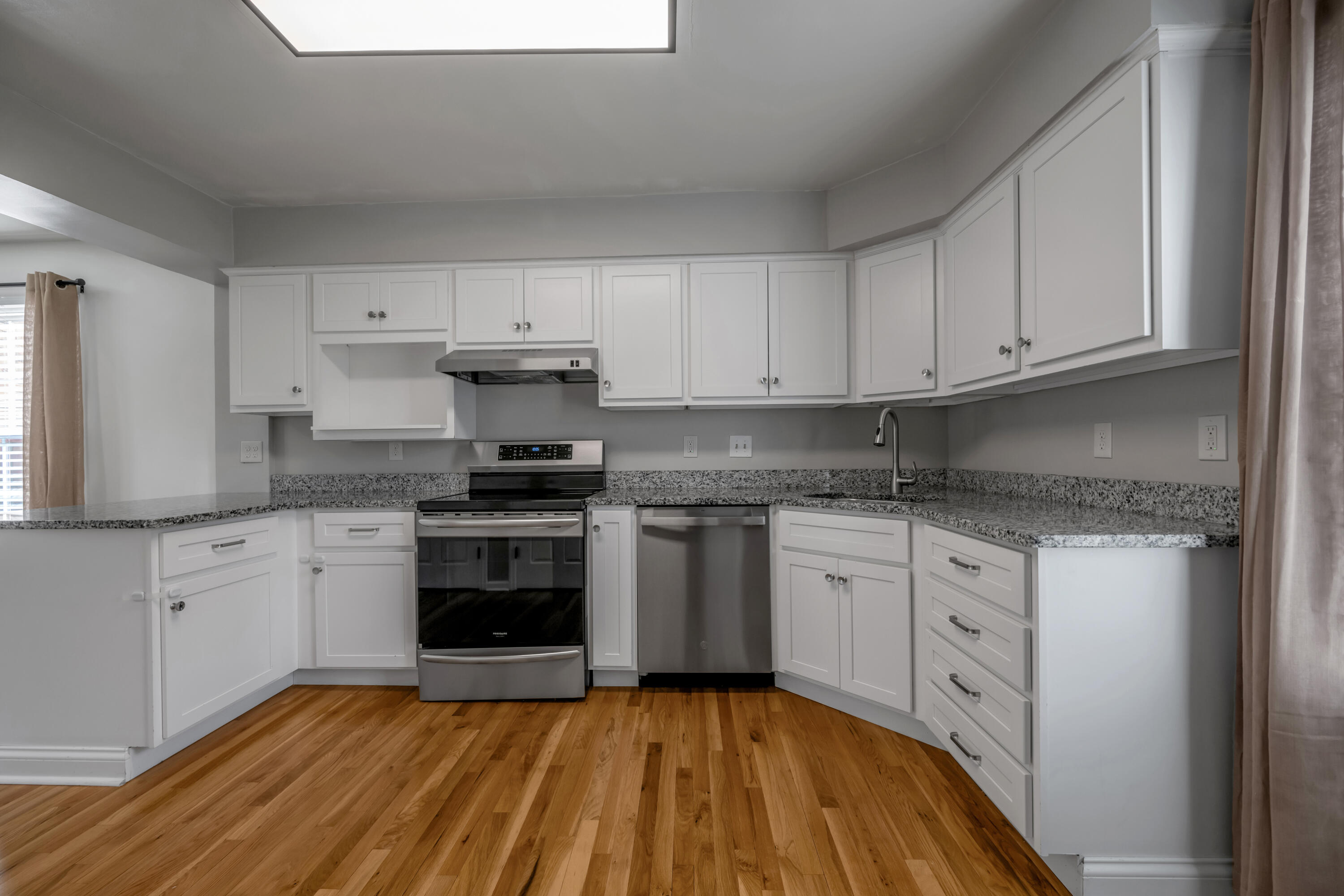 401 Plainview Road Lexington, KY 40517 - Photo 9 of 26 TDB_7929