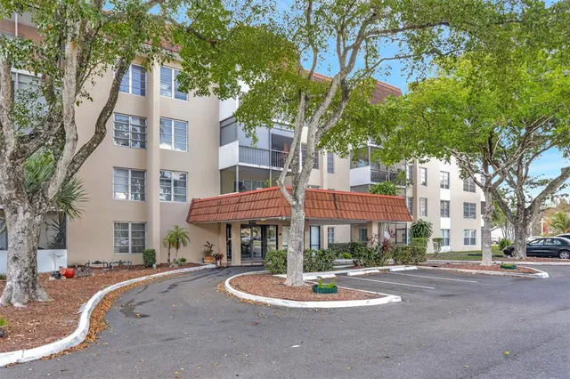 $165,000 | Inverrary, Lauderhill, FL 33319