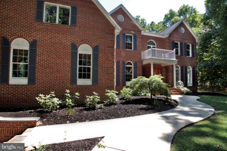 1915 Parsonage Road Parkton, MD 21120 - Photo 14 of 30 Exterior (Front)
